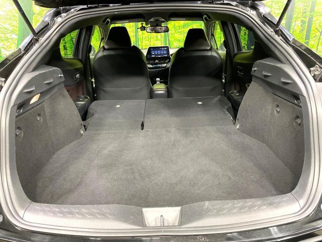 TOYOTA C-HR 2017 Image 31