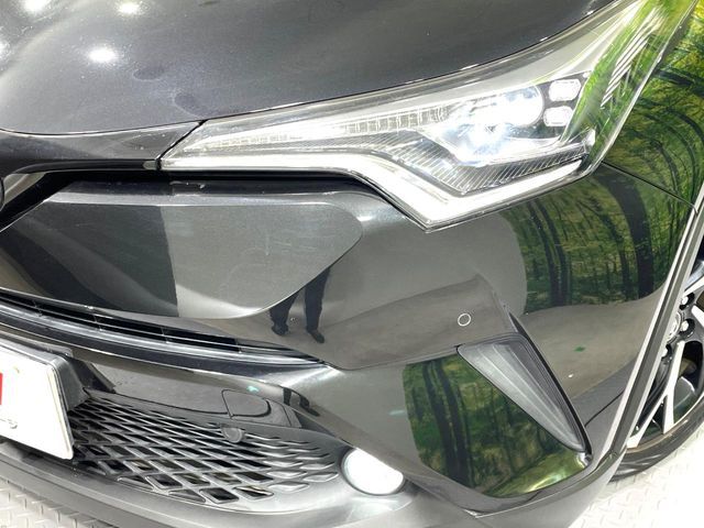 TOYOTA C-HR 2017 Image 31