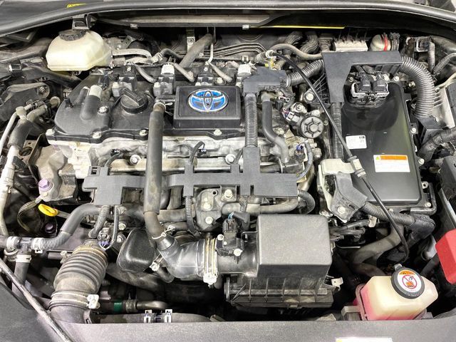 TOYOTA C-HR 2017 Image 31