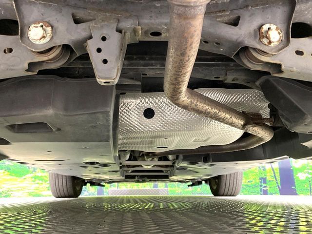 TOYOTA C-HR 2017 Image 31