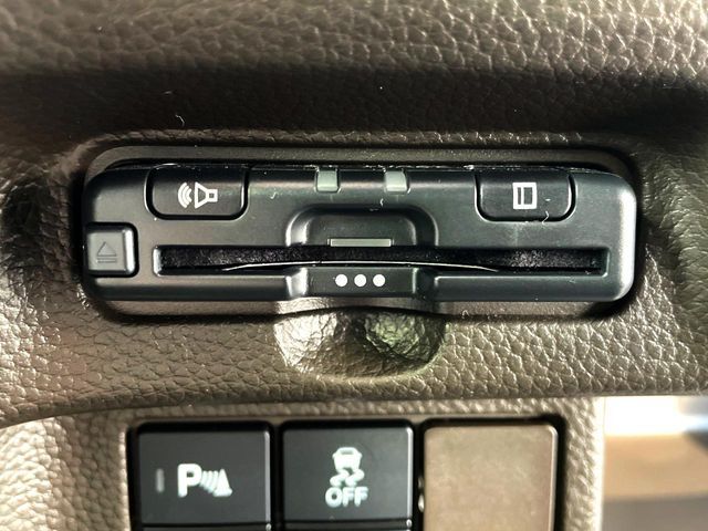 HONDA N BOX 4WD 2023 Image 31