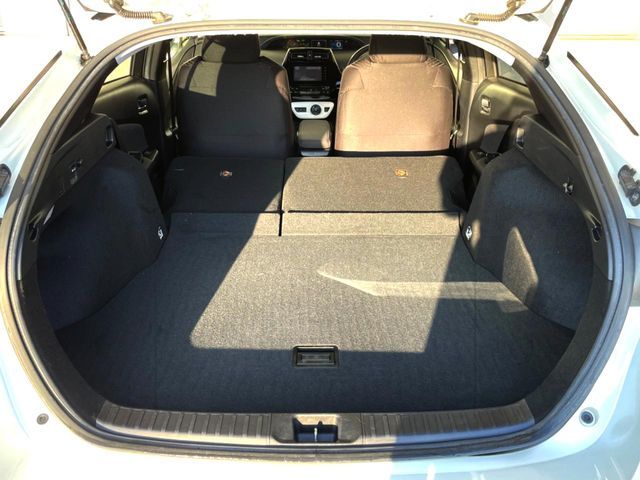 TOYOTA PRIUS 4WD 2016 Image 31