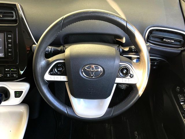 TOYOTA PRIUS 4WD 2016 Image 31