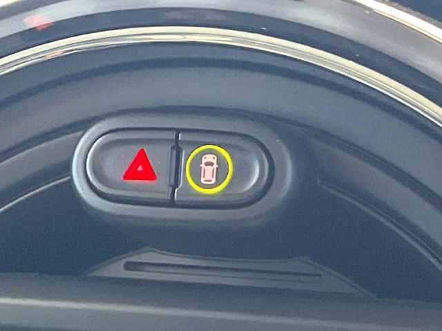 BMW MINI COOPER SD 5DOOR 2020 Image 31