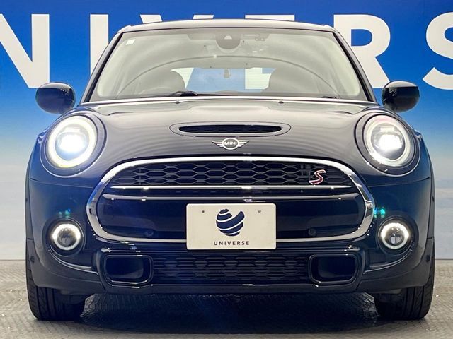 BMW MINI COOPER SD 5DOOR 2020 Image 31