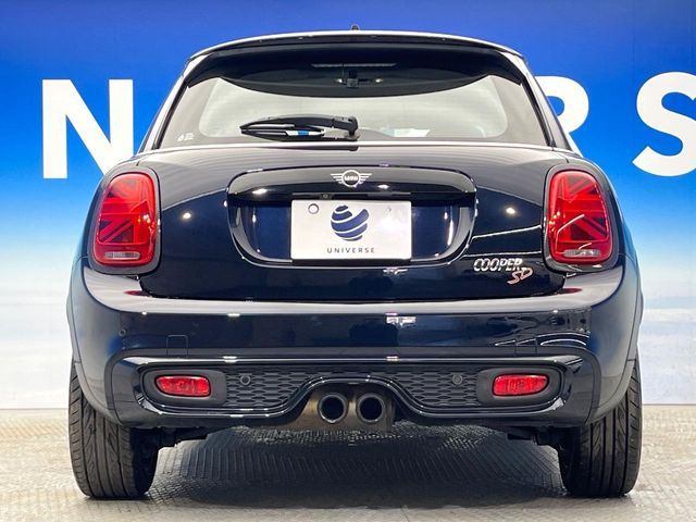 BMW MINI COOPER SD 5DOOR 2020 Image 31