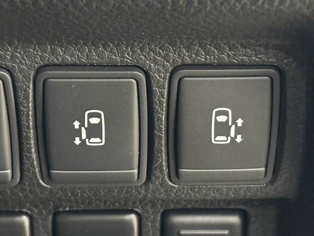 NISSAN ELGRAND 2017 Image 31