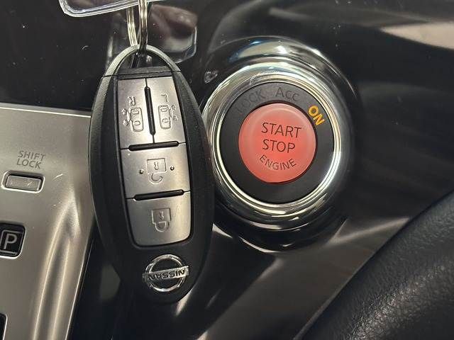 NISSAN ELGRAND 2017 Image 31