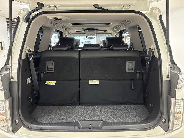 NISSAN ELGRAND 2017 Image 31