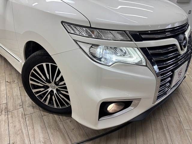 NISSAN ELGRAND 2017 Image 31