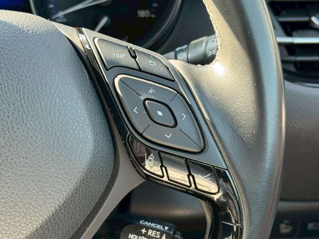 TOYOTA C-HR 2017 Image 31