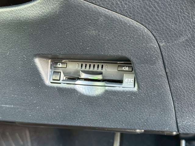 TOYOTA C-HR 2017 Image 31