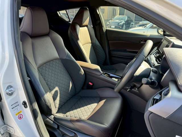 TOYOTA C-HR 2017 Image 31