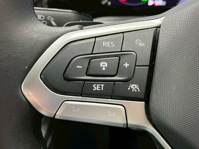 VOLKSWAGEN GOLF VARI 2023 Image 31