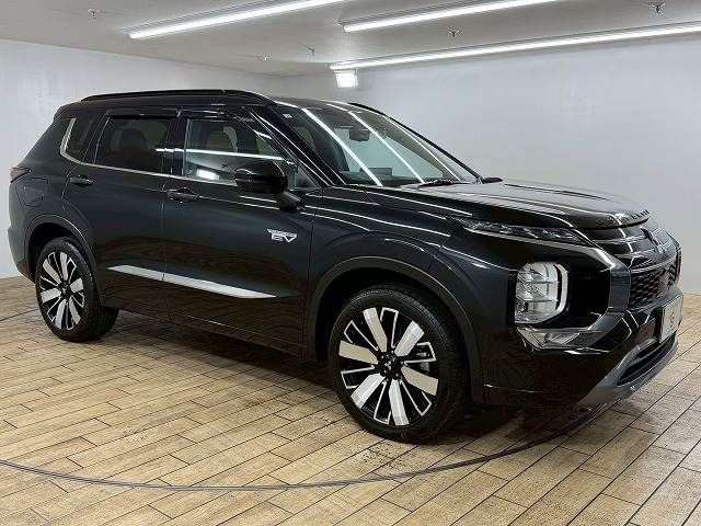 MITSUBISHI OUTLANDER PHEV 2025 Image 31