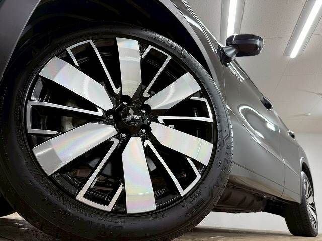 MITSUBISHI OUTLANDER PHEV 2025 Image 31