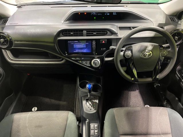 TOYOTA AQUA 2017 Image 31