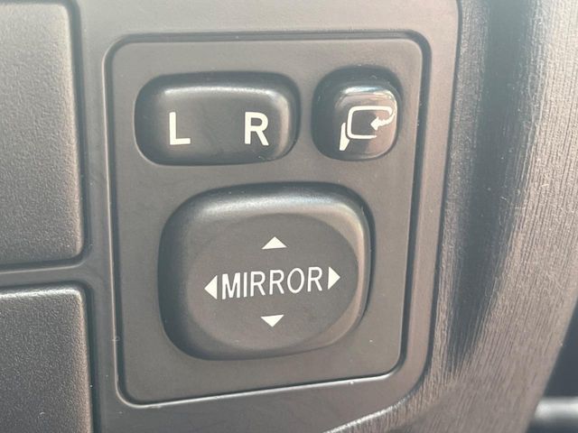 TOYOTA PRIUS 2013 Image 31