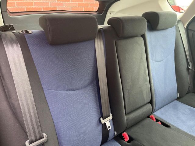 TOYOTA PRIUS 2013 Image 31
