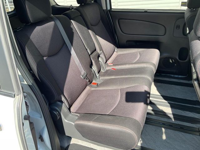 NISSAN SERENA  S-HYBRID 2013 Image 31