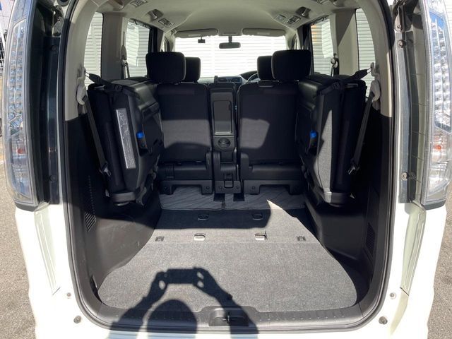 NISSAN SERENA  S-HYBRID 2013 Image 31