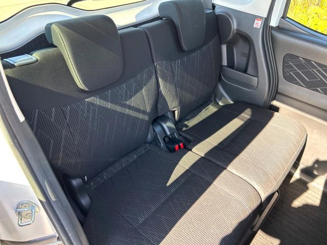 MITSUBISHI EK SPACE CUSTOM 4WD 2017 Image 31