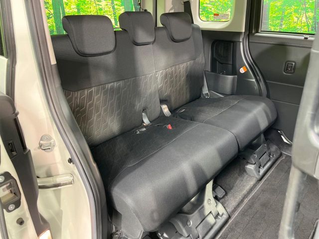 TOYOTA TANK 2018 Image 31