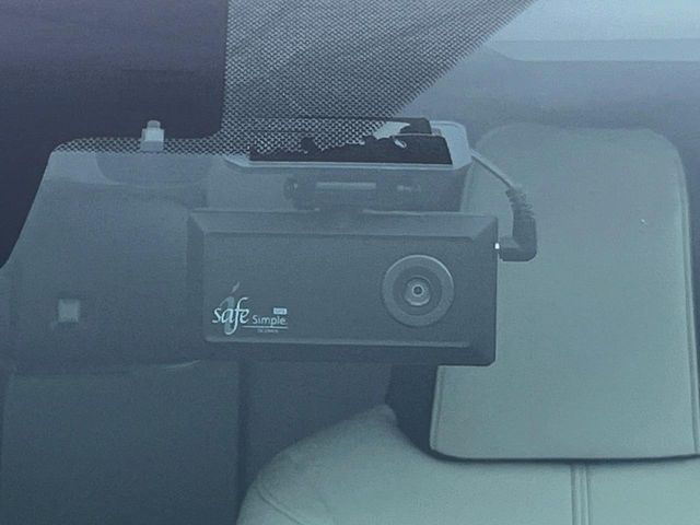 TOYOTA PRIUS 2016 Image 31