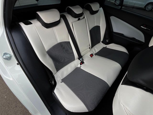 TOYOTA PRIUS 2016 Image 31