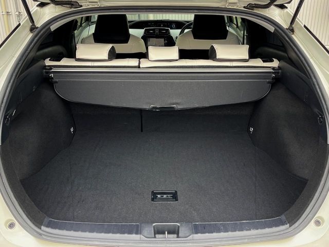 TOYOTA PRIUS 2016 Image 31