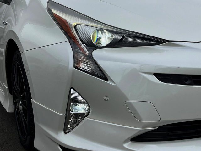TOYOTA PRIUS 2016 Image 31
