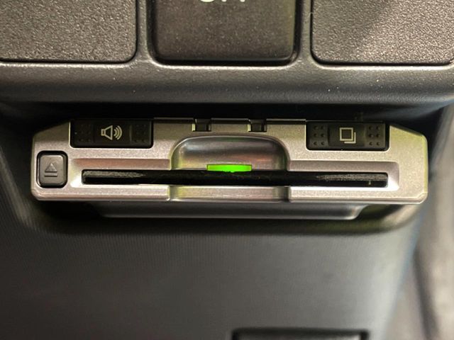 TOYOTA AQUA 2012 Image 31