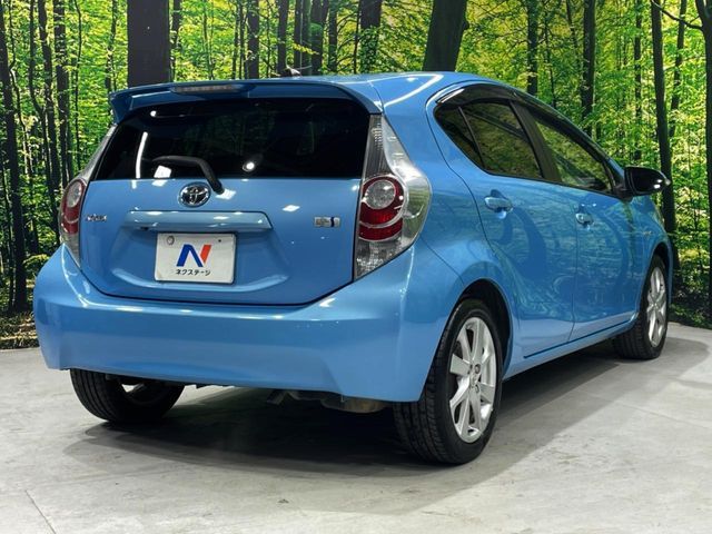 TOYOTA AQUA 2012 Image 31