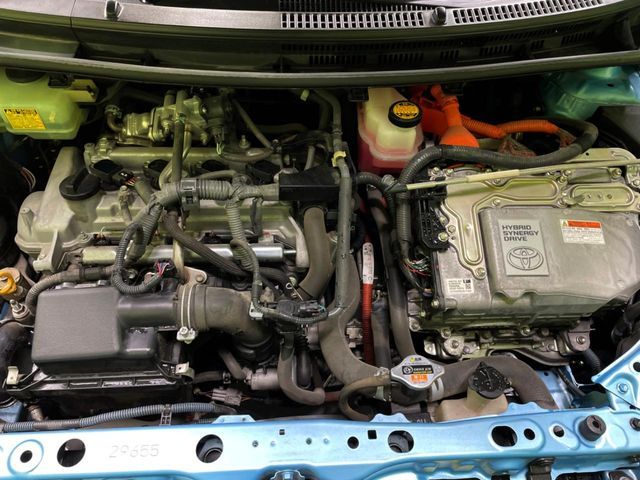 TOYOTA AQUA 2012 Image 31