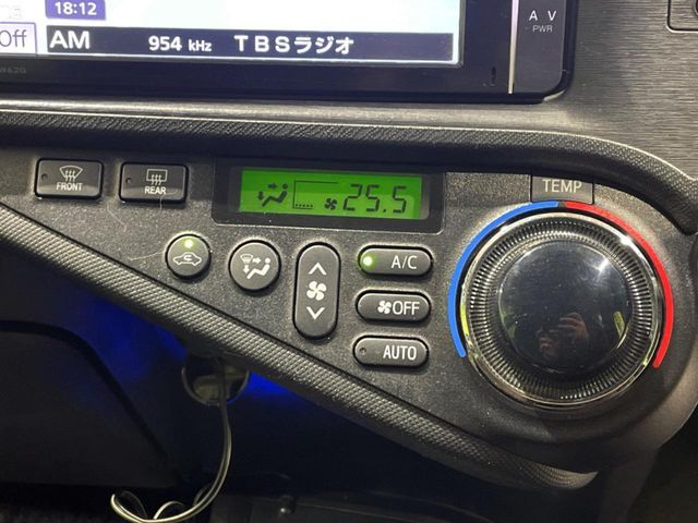 TOYOTA AQUA 2012 Image 31