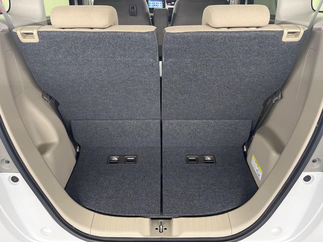 HONDA N BOX 2019 Image 31