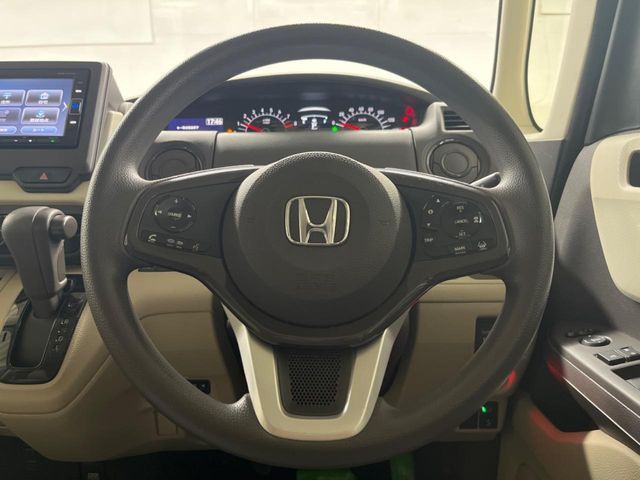 HONDA N BOX 2019 Image 31