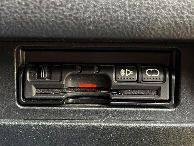 NISSAN JUKE 2014 Image 31