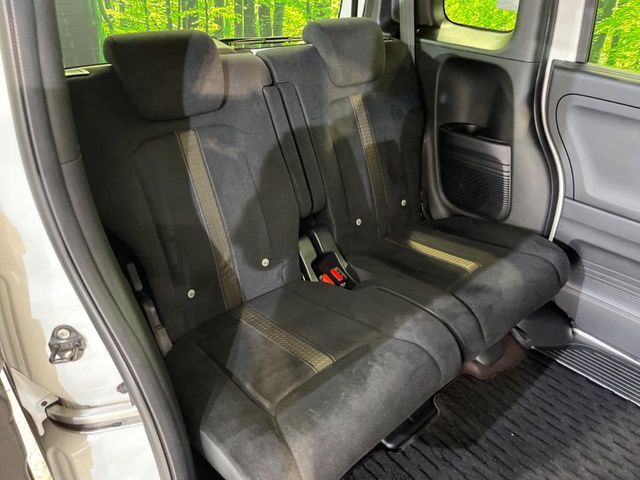 HONDA N BOX CUSTOM 2020 Image 31