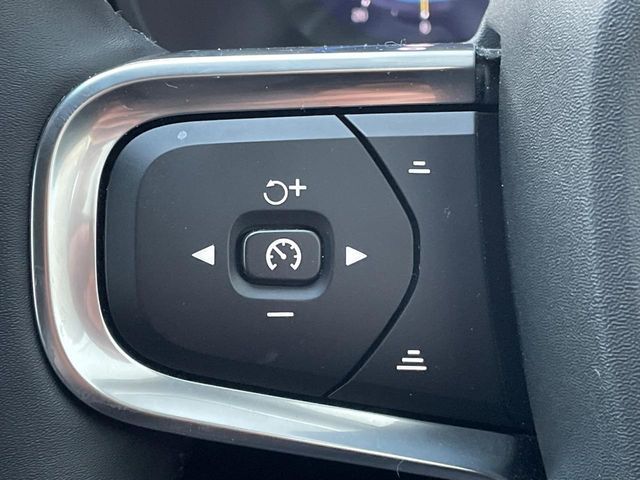 VOLVO XC40 2025 Image 31