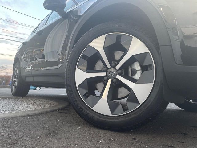 VOLVO XC40 2025 Image 31