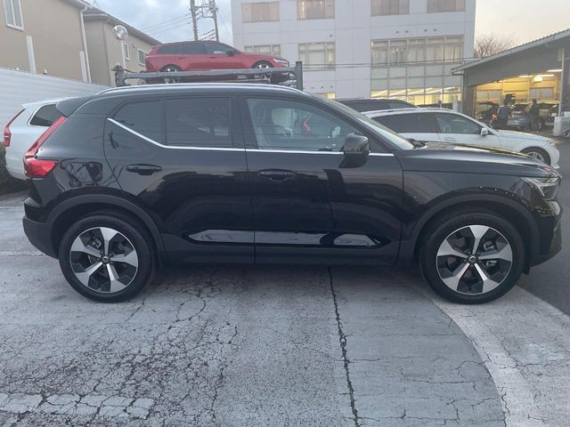 VOLVO XC40 2025 Image 31