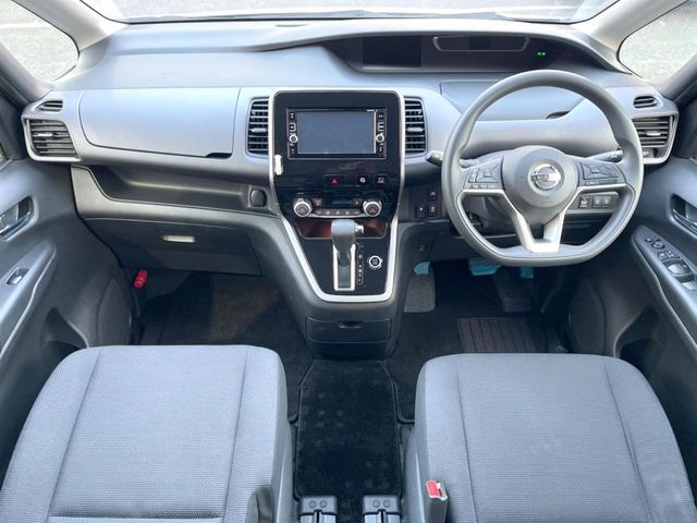 NISSAN SERENA  S-HYBRID 2017 Image 31