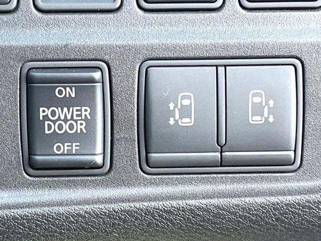 NISSAN SERENA  S-HYBRID 2017 Image 31