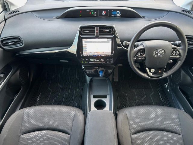 TOYOTA PRIUS 2020 Image 31
