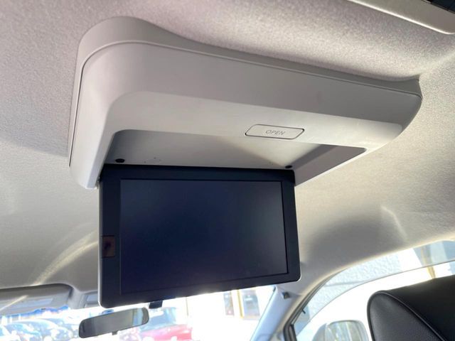 NISSAN ELGRAND 2016 Image 31