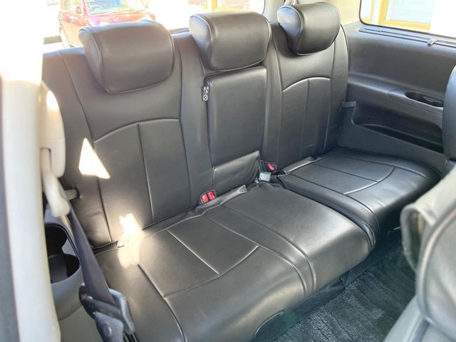 NISSAN ELGRAND 2016 Image 31