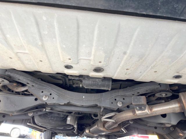 NISSAN ELGRAND 2016 Image 31