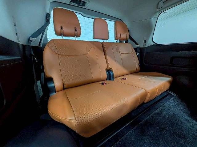 TOYOTA LEXUS LX570 AWD 2017 Image 31