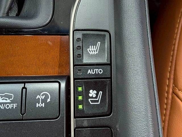 TOYOTA LEXUS LX570 AWD 2017 Image 31